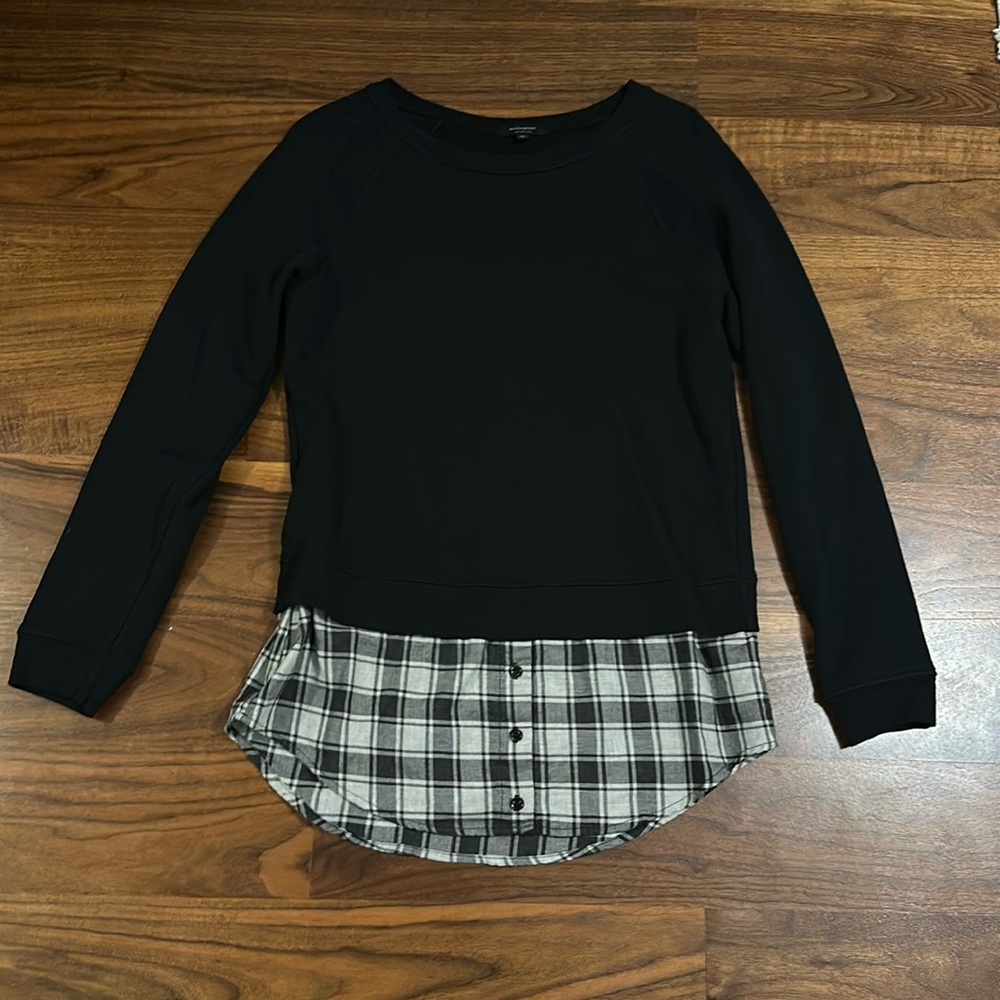 Black Orchid Sweatshirt Medium
